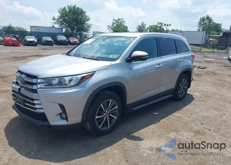 2019 Toyota Highlander Xle from USA, damaged, VIN 5TDJZRFH4KS597195